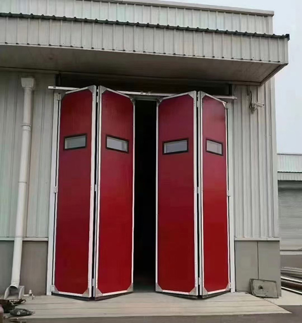 阿图什工业折叠门在大型装配车间出入口的应用实例